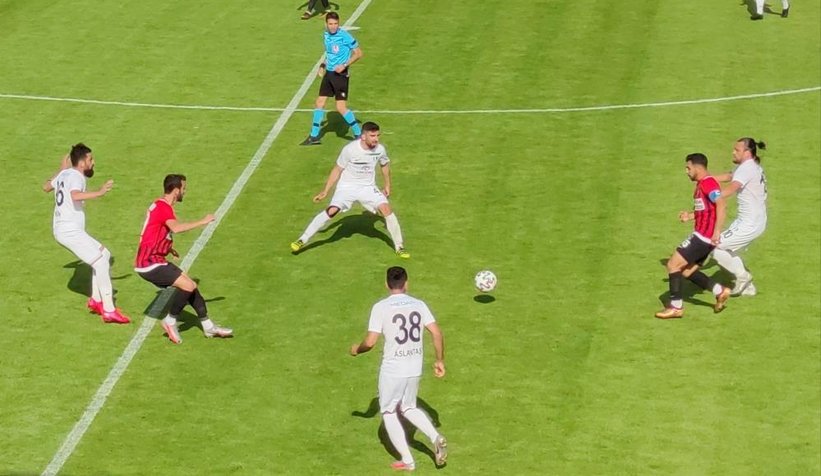 Sakaryaspor Van'dan avantajlı dönüyor; 0-2