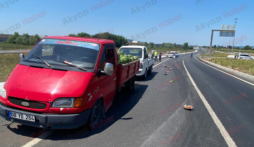 Polis aracı kaza yaptı