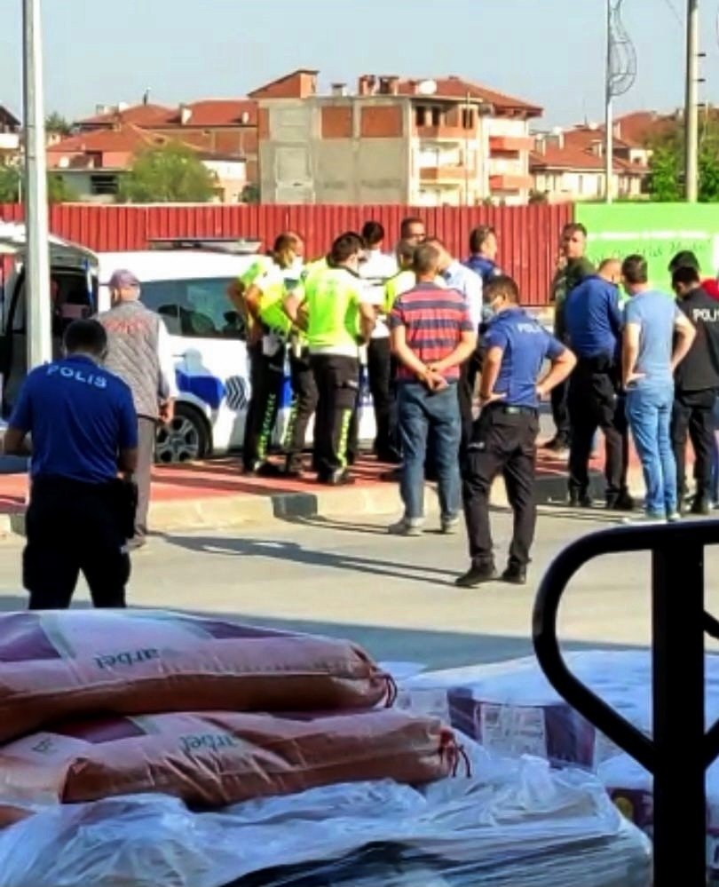 Polis aracının çarptığı çocuk öldü