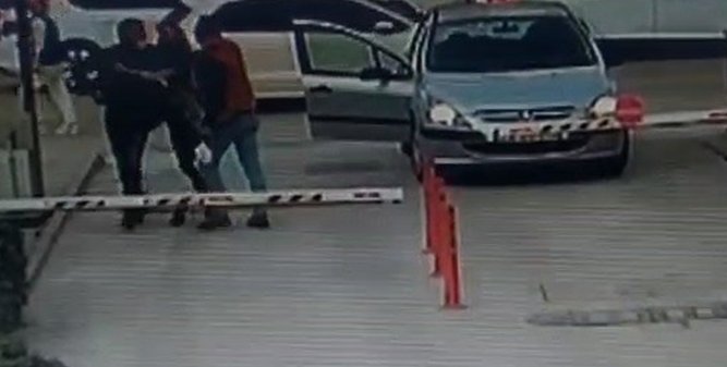 Polis dehşet saçtı! 2 ölü, 1 yaralı