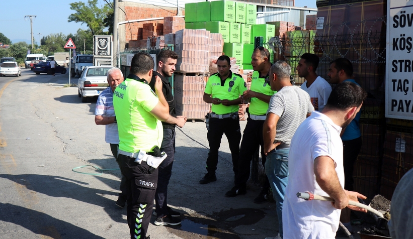 Polis hırsız kovalamacası kazayla bitti