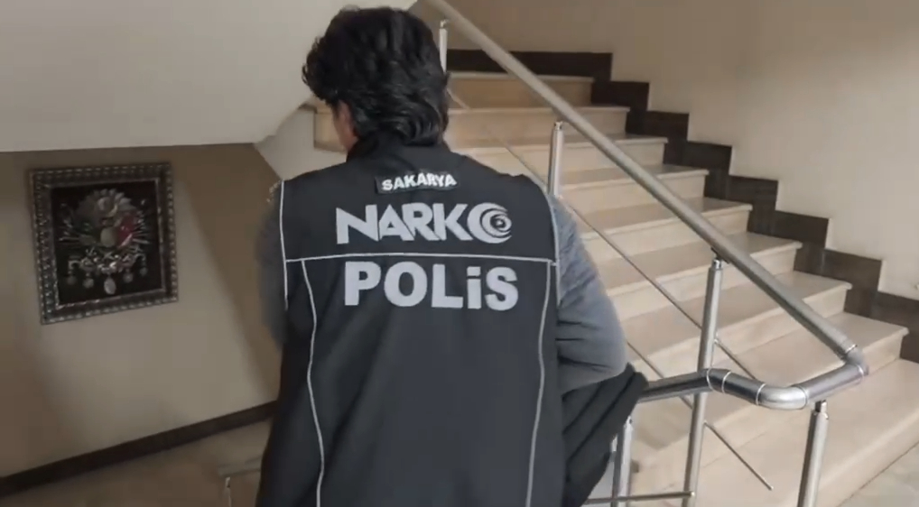 Polis kamerası o anlarda kayıttaydı; Suçüstü yaptılar