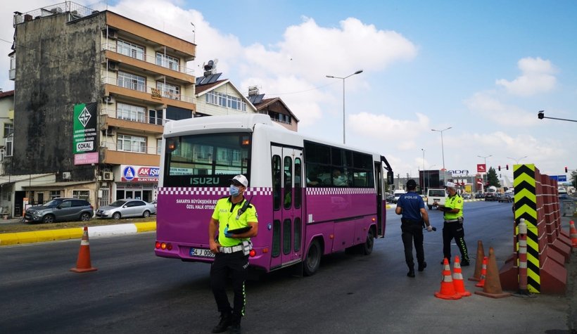 Polisten korona denetimi