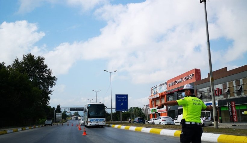 Polisten korona denetimi