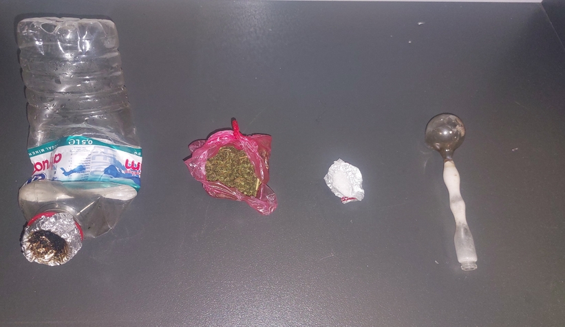 Polisten Nefes Kesen Baskın! Evde Zehir Ele Geçirildi