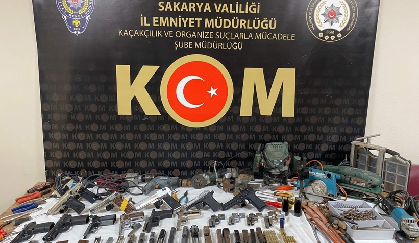  Polisten silah kaçakçılarına operasyon: 9 gözaltı