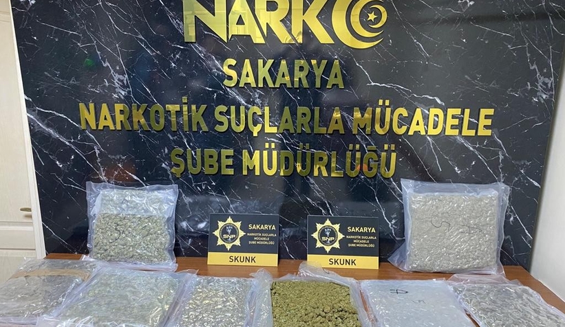 Polisten uyuşturucu operasyonu: 4 tutuklama