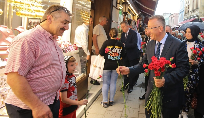 poyrazlar-da-rafet-el-roman-ve-ekin-uzunlar-ruzgari-estimtvgu1bsyt