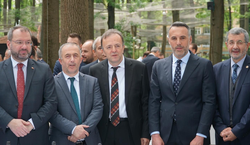 Protokol Orman Park'ta bayramlaştı