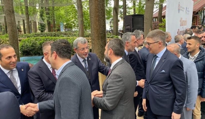 Protokol Orman Park'ta bayramlaştı