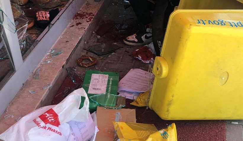 PTT'nin motosikletini çaldı kaçarken fırına girdi