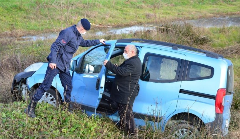 Radyoyu açmak isterken canından oluyordu