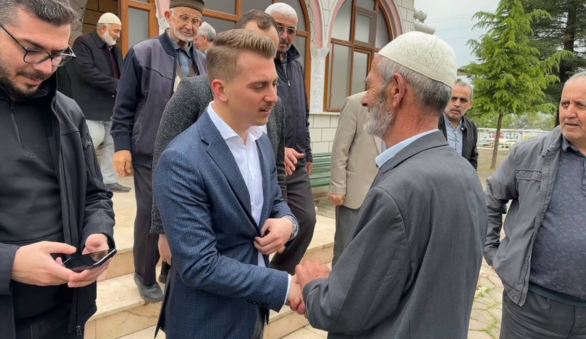 rahmi-can-sesen-sehri-karis-karis-geziyorsffll04xeu