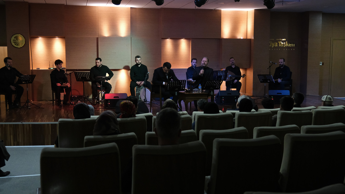 Ramazan’ın manevi atmosferi tasavvuf nağmeleriyle taçlandı