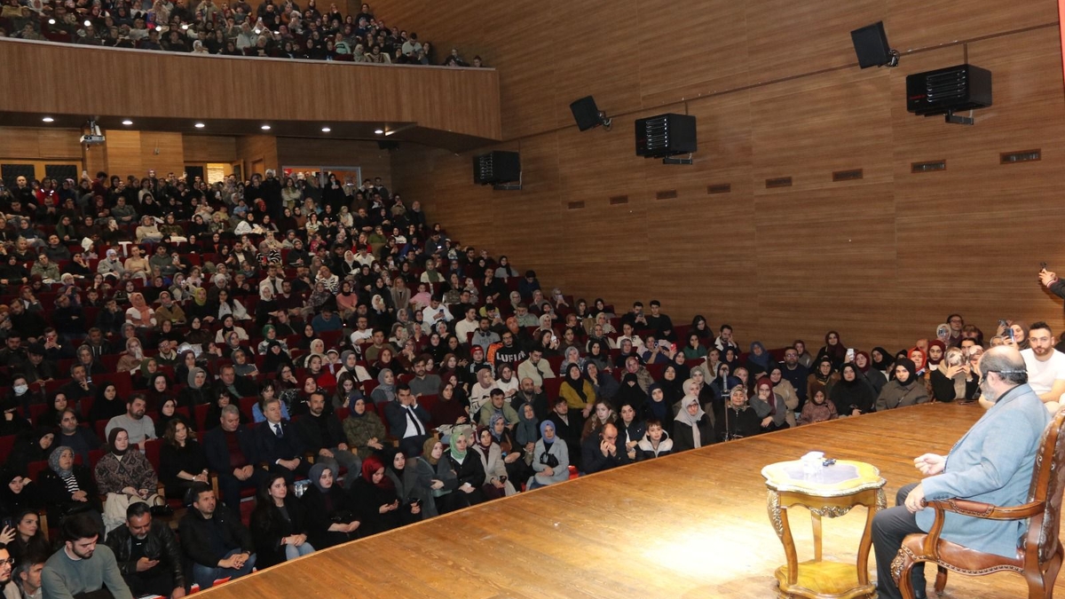 Ramazan’ın manevi iklimi Serdivan’da konuşuldu