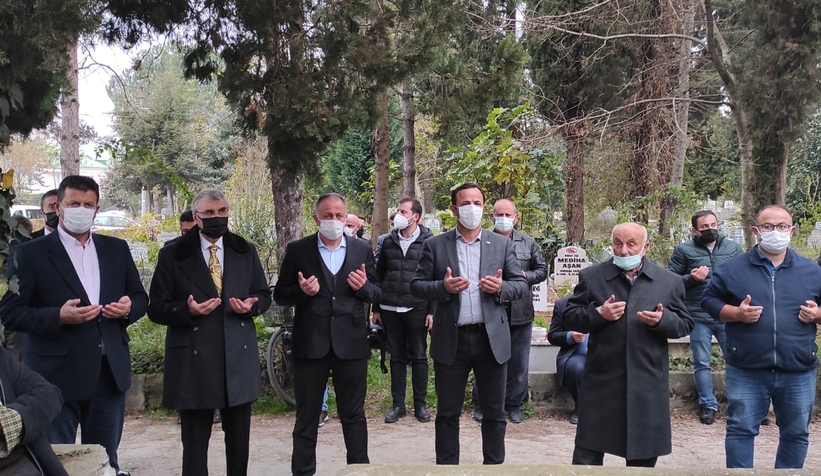 recep-yildirim-in-agabeyi-defnedildiqvdmdly4du