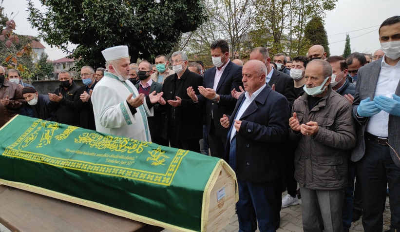 recep-yildirim-in-agabeyi-defnedildiqvdmdly4du
