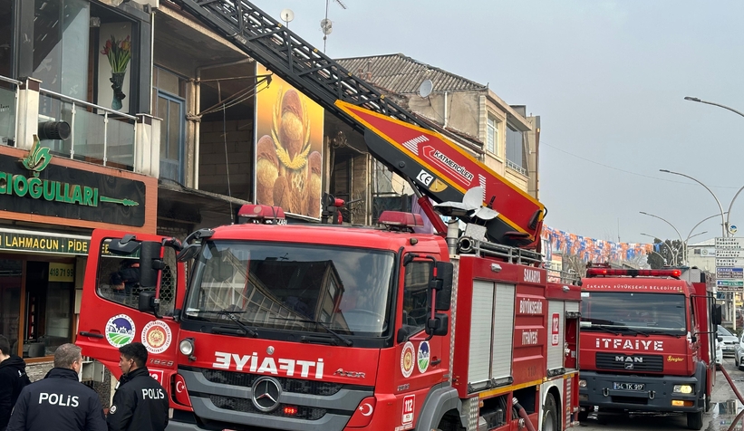 restoranda-yangin-bir-ve-ikinci-katta-hasar-olusturfztmgletv