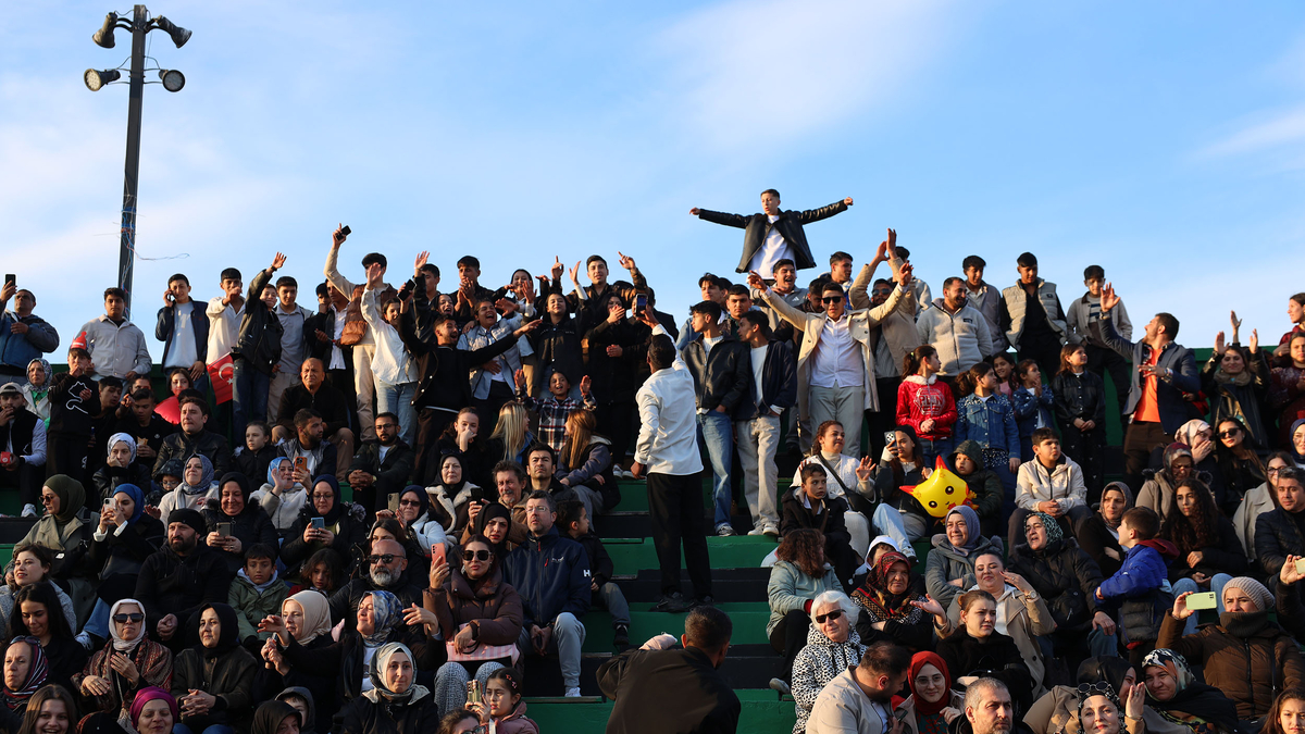 Roman Kültürü Şenliği Sakarya’da rengarenk bir şölene dönüştü