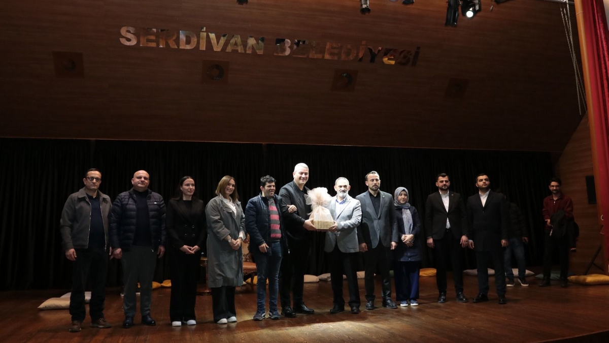 Dursun Ali Erzincanlı Serdivan'da