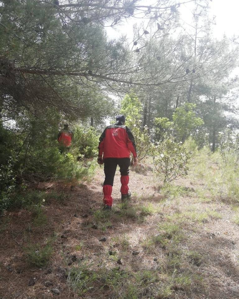 Saatlerce kurtarılmayı bekledi