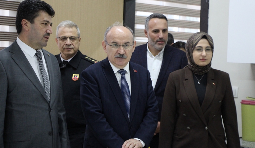 saglik-bilimleri-fakultesi-ve-akyazi-saglik-hizmetleri-myo-binasi-acildiefpxnln6q0