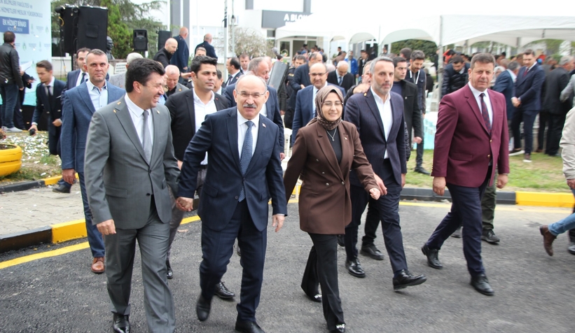 saglik-bilimleri-fakultesi-ve-akyazi-saglik-hizmetleri-myo-binasi-acildiefpxnln6q0