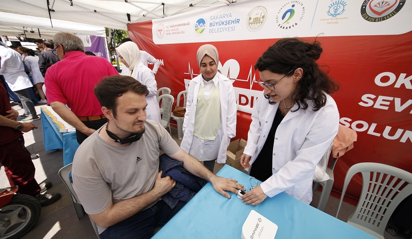 Sağlık Sokağı’na yoğun ilgi