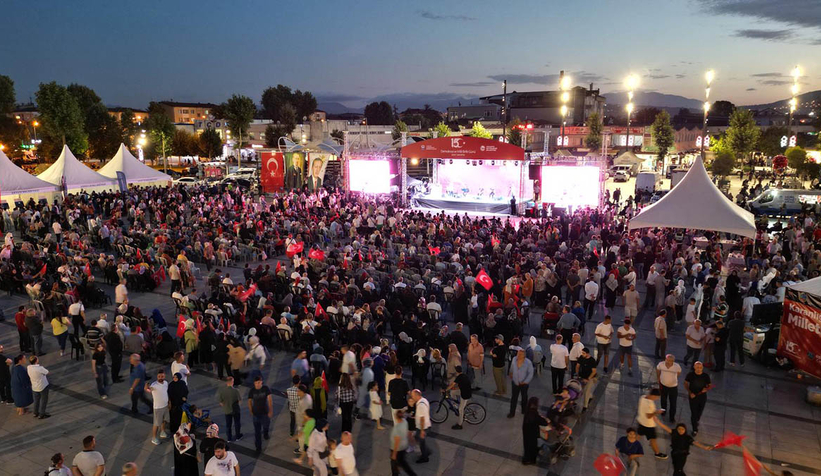 sakarya-15-temmuz-da-yine-meydandaydibg9xai9mvn