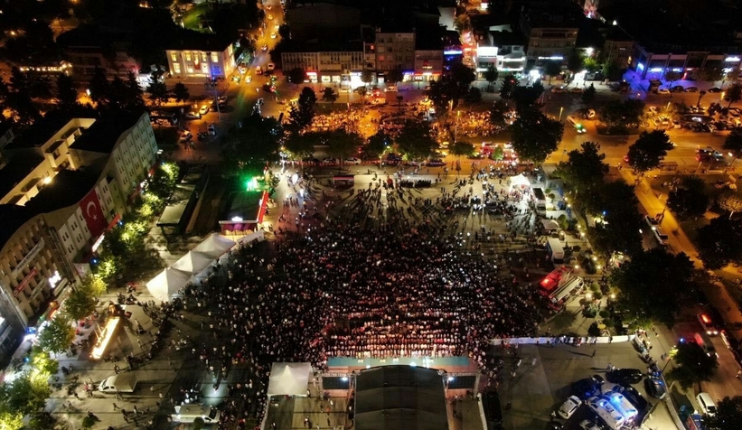sakarya-15-temmuz-un-yil-donumunde-meydanda-bulustuntfzr3vpoe