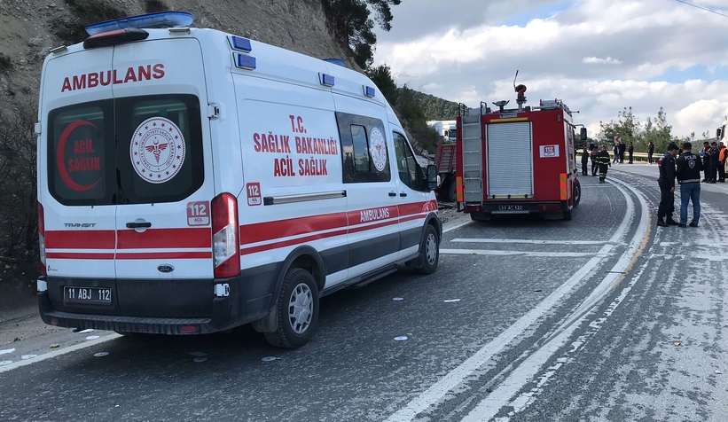 sakarya-bilecik-yolunda-tirlar-carpisti-1-olu-1-yaralimmq5wjnty1