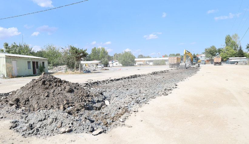 Sakarya Bilim Merkezi'nde ilk kazma vuruldu