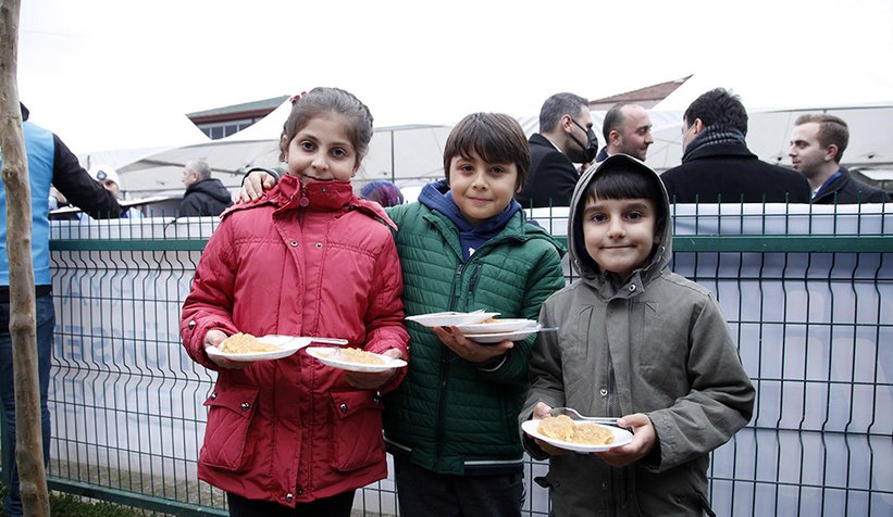 Sakarya Büyükşehir Aşevi hizmete açıldı