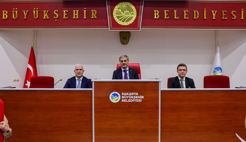 sakarya-buyuksehir-meclisi-toplaniyorujbyk1vycn