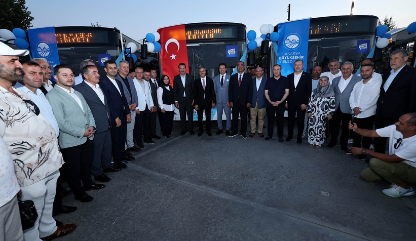 sakarya-buyuksehirin-23-otobusu-torenle-hizmete-girdiym5uzgjrmk