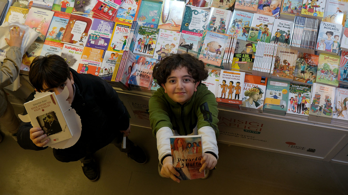 Sakarya Çocuk Edebiyat Fuarı tarihe geçti