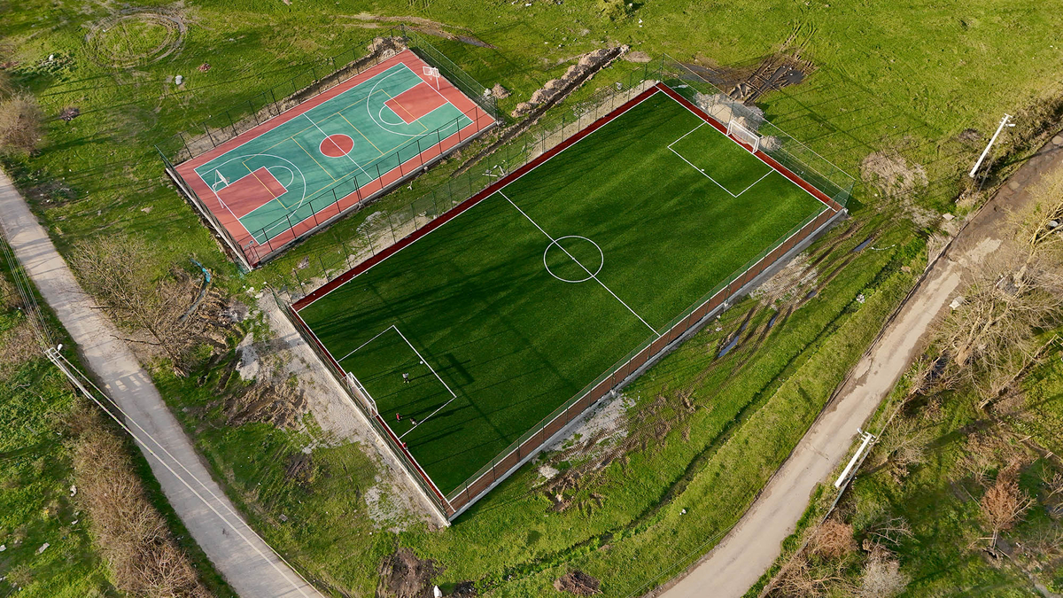 Sakarya'da 10 futbol, basketbol, voleybol sahası tamamlandı