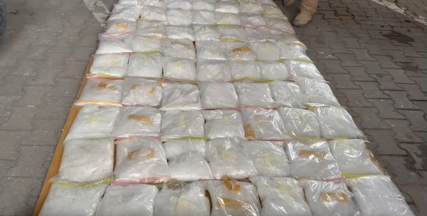 sakarya-da-100-kilogram-metamfetamin-ele-gecirildiufzqtw1zcn