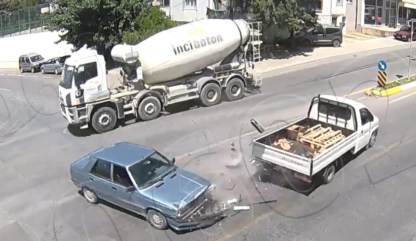 Sakarya'da 11 ayrı kazanın görüntüleri paylaşıldı; İşte o anlar