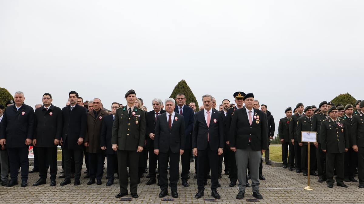 Sakarya'da 18 Mart Şehitleri için tören