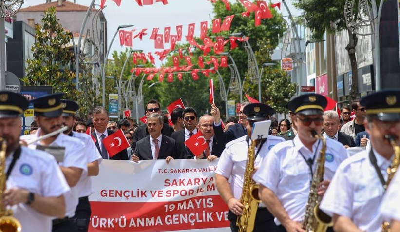 sakarya-da-19-mayis-cesitli-etkinliklerle-kutlandic0xiodl3wm
