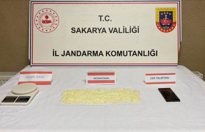 sakarya-da-2-ilcede-uyusturucu-operasyonuog1pwjzldf