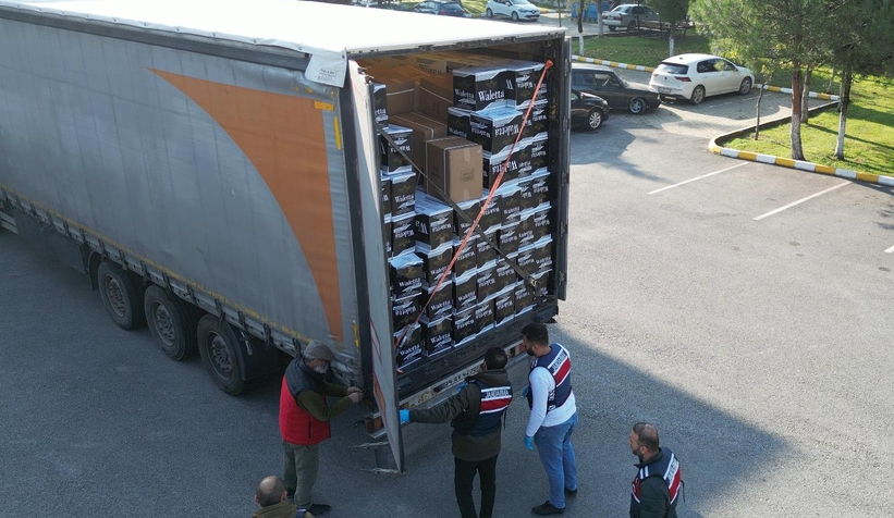 sakarya-da-20-milyon-liralik-kacakcilik-operasyonuderebtjurw