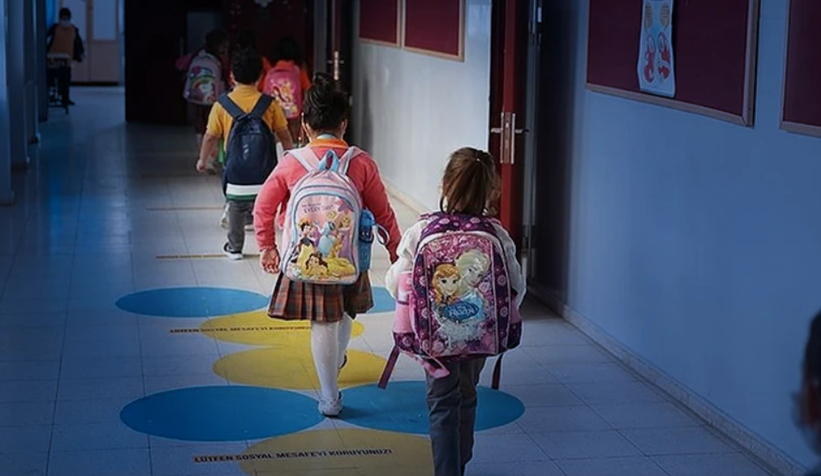 sakarya-da-205-bin-ogrenci-ders-basi-yapacakk0swr3j4sg