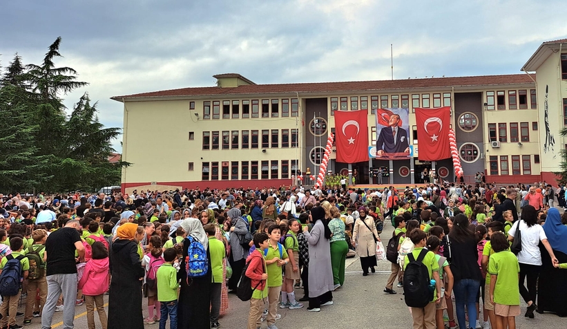 Sakarya'da 216 bin 900 öğrenci ders başı yaptı