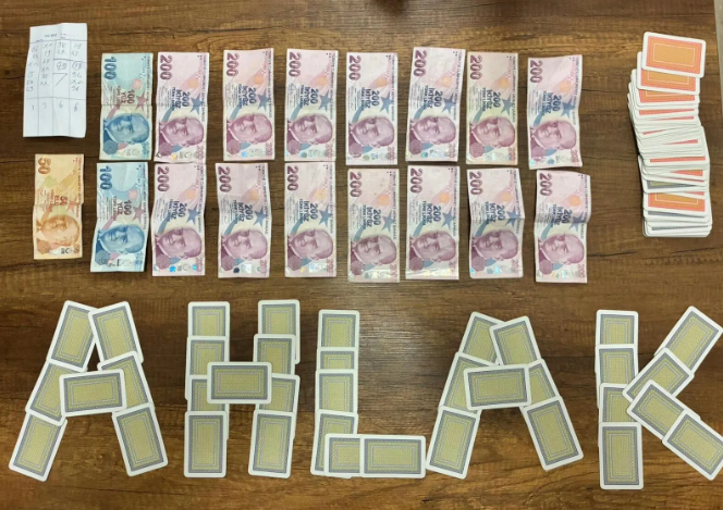 sakarya-da-3-isyerine-kumar-baskinibuwxtvp1tf