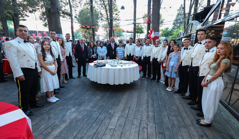 sakarya-da-30-agustos-resepsiyonuv1rxb3zvvv