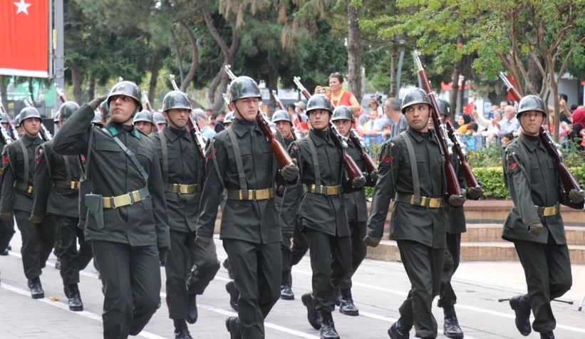 Sakarya'da 30 Ağustos Zafer Bayramı coşkuyla kutlandı