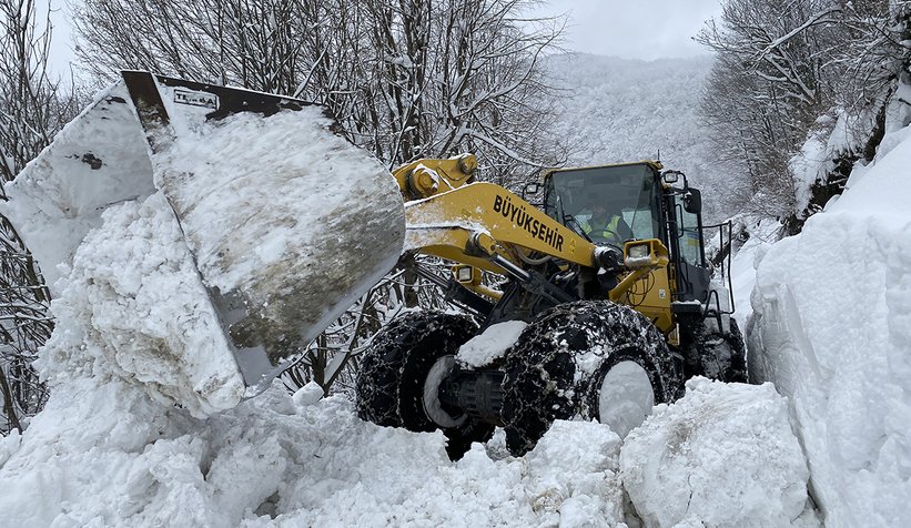 Sakarya'da 42 mahalle yolu ulaşıma açıldı