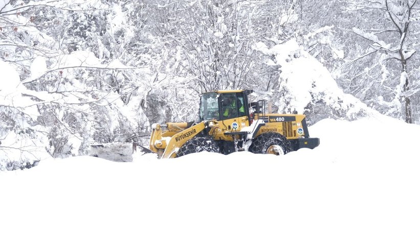 Sakarya'da 42 mahalle yolu ulaşıma açıldı